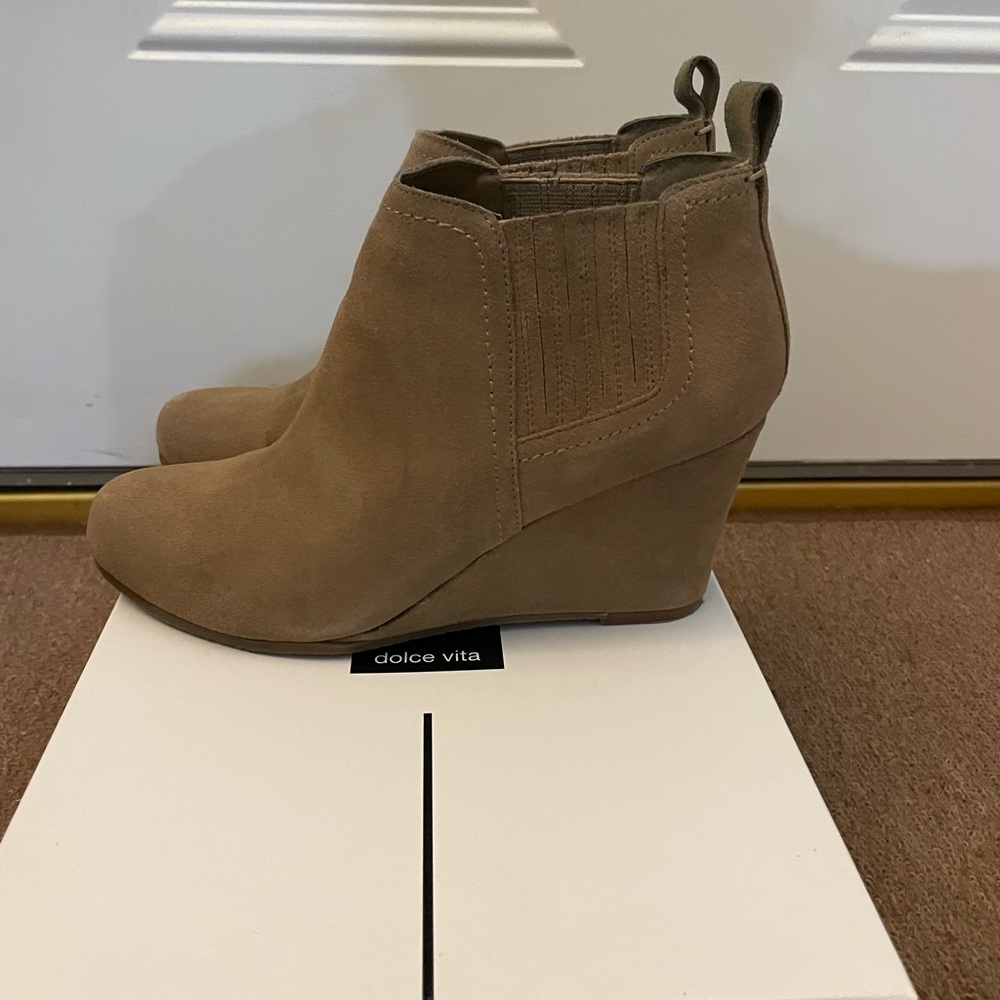 Dolce Vita Wedge